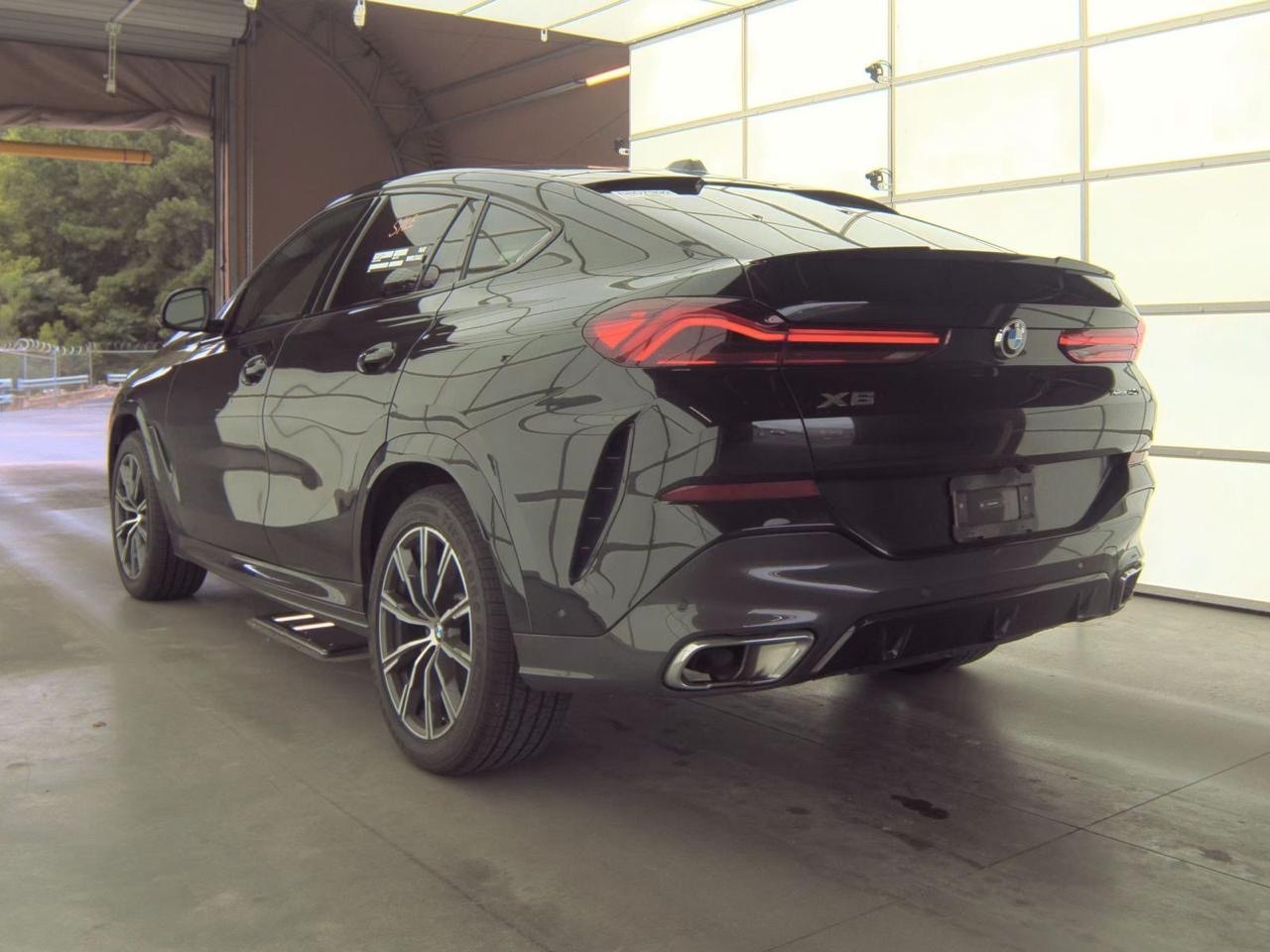 BMW X6 - фото 6