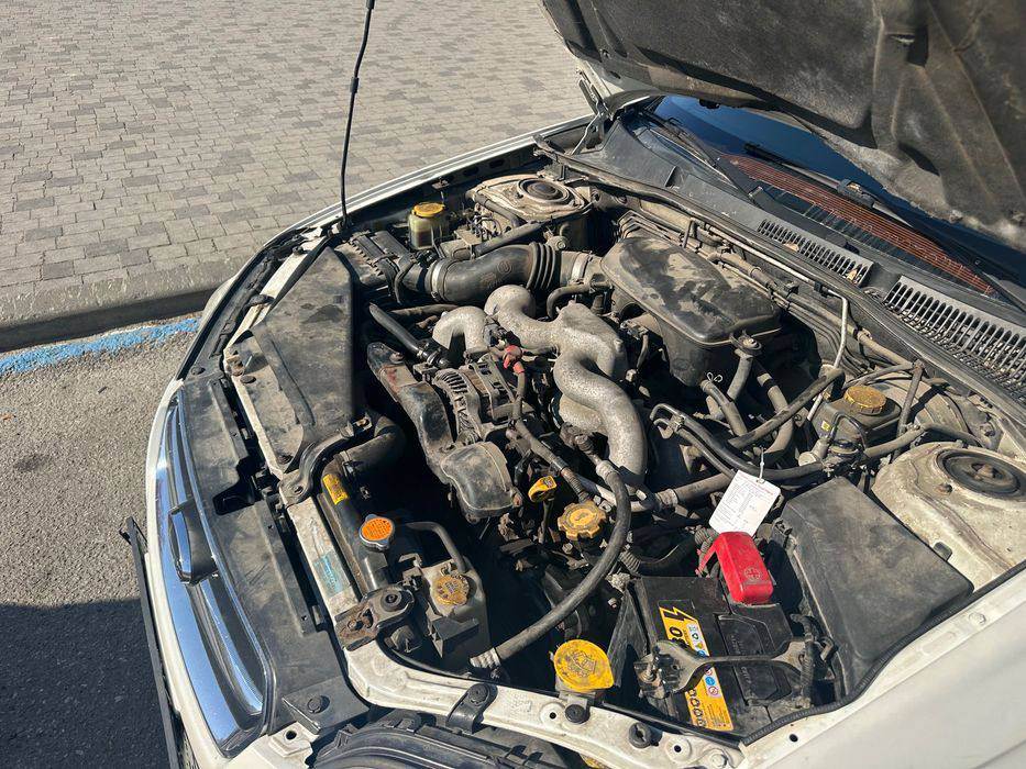 Subaru Legacy - фото 5