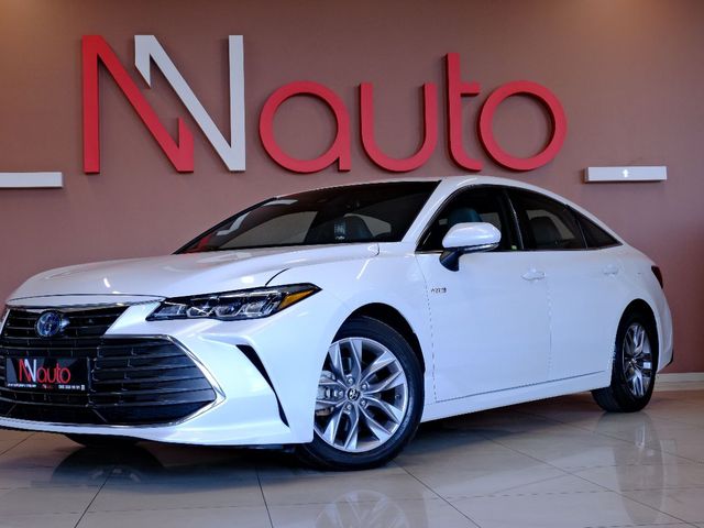 Toyota Avalon - фото 1