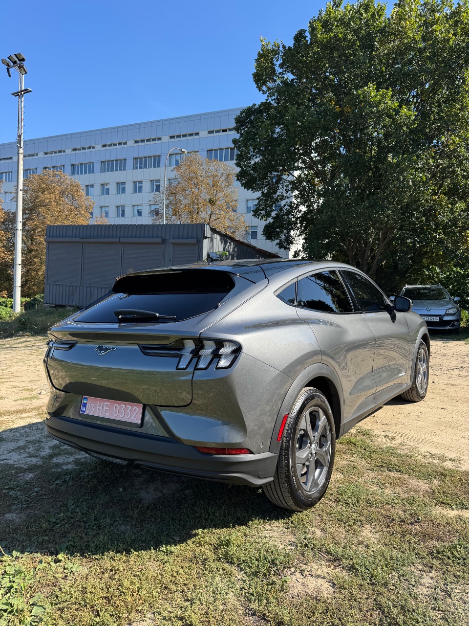 Ford Mustang Mach-E - фото 6
