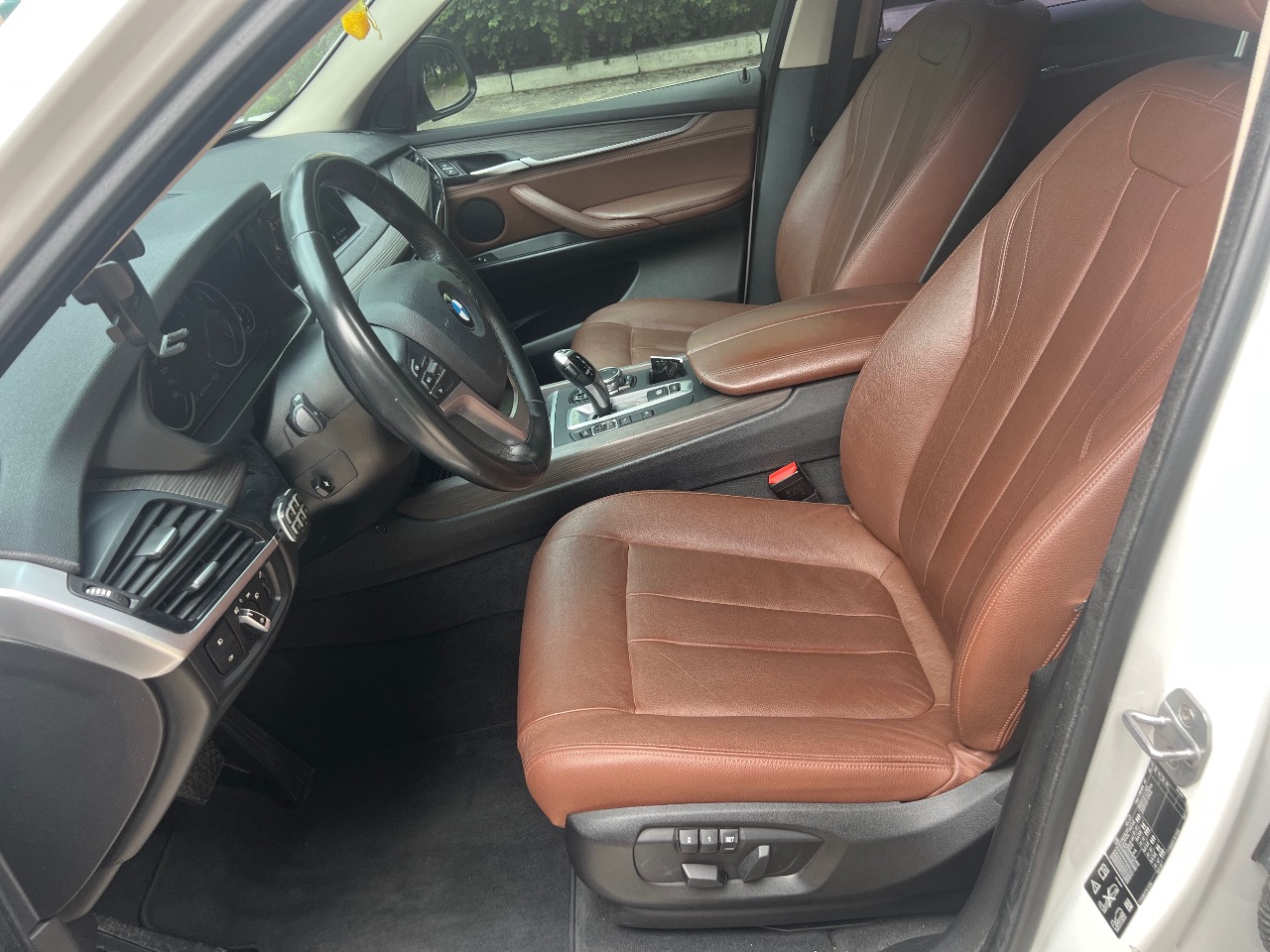 BMW X5 - фото 3