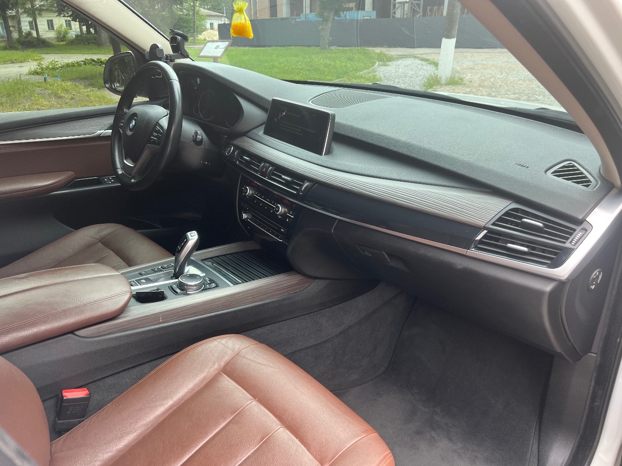 BMW X5 - фото 21