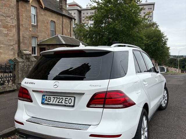 Mercedes-Benz GLE - фото 2