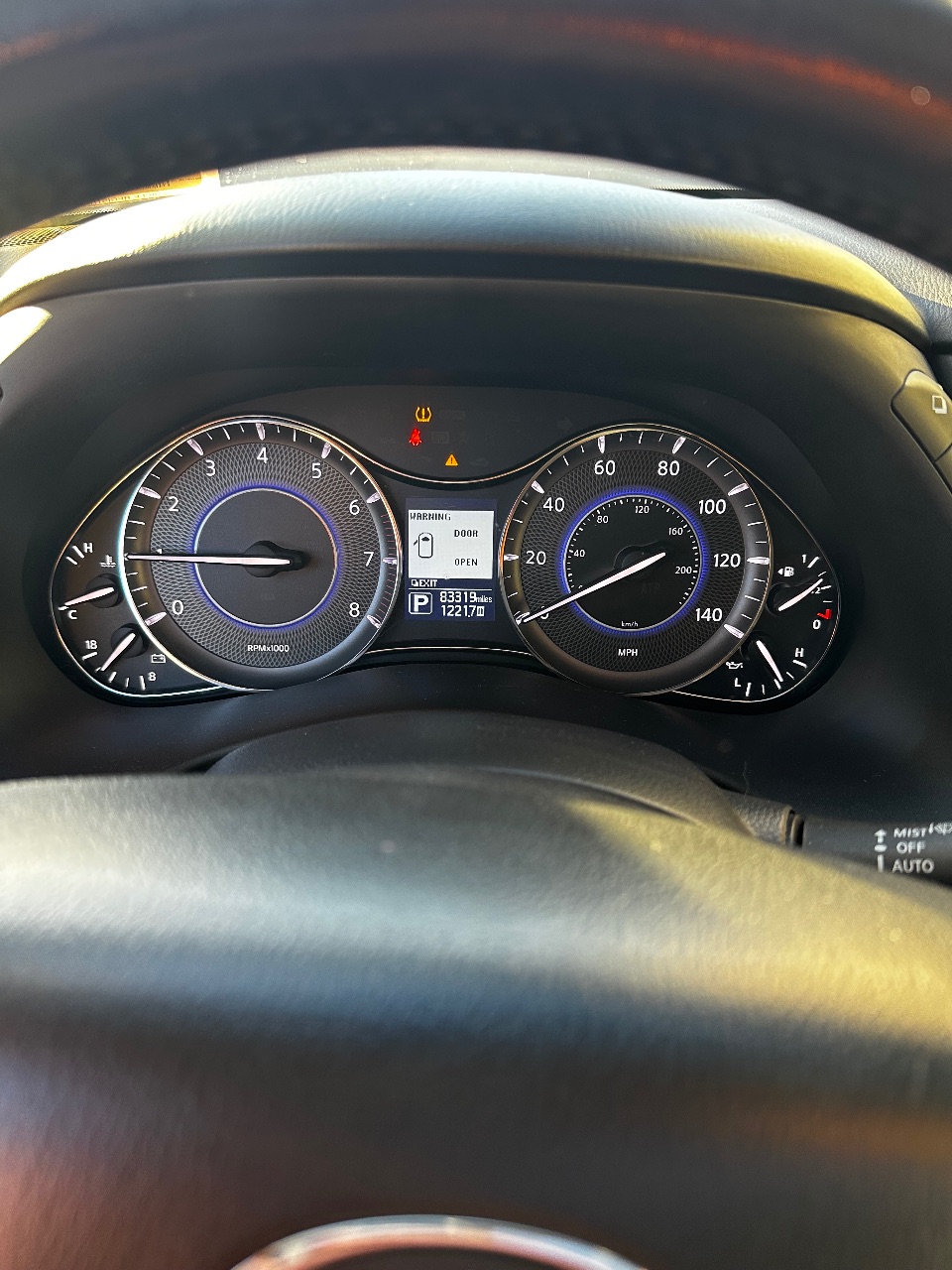 Infiniti QX80 - фото 6