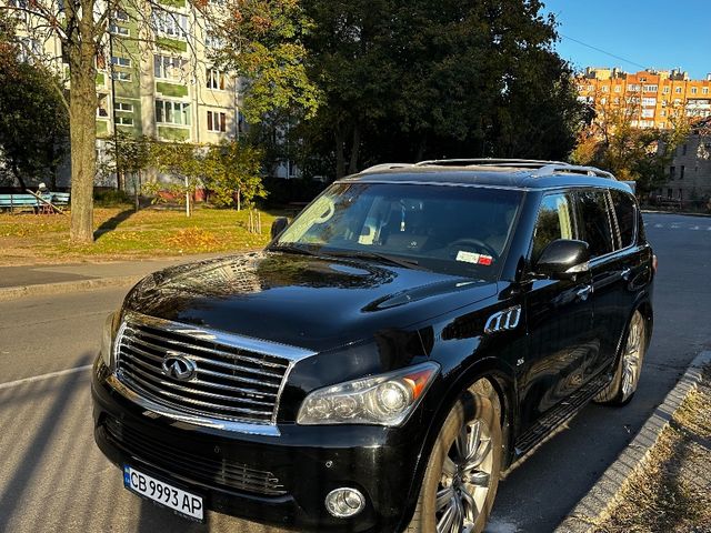 Infiniti QX80 - фото 2