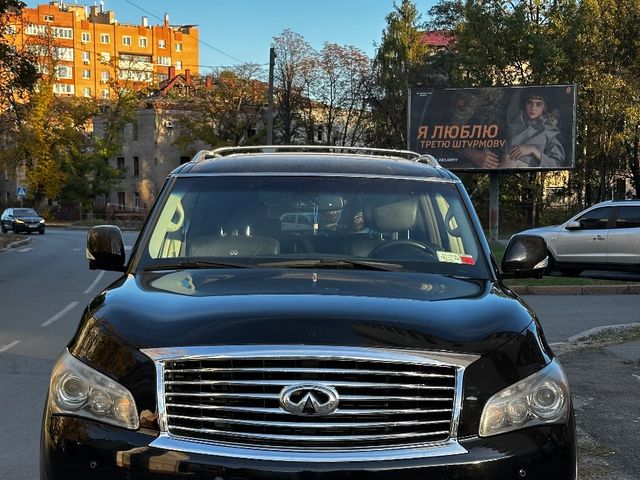 Infiniti QX80 - фото 1