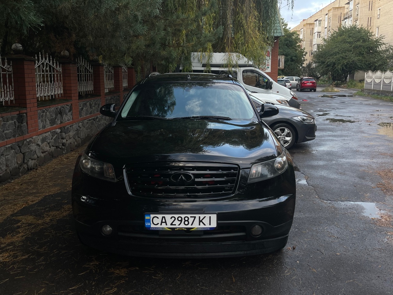 Infiniti FX - фото 1