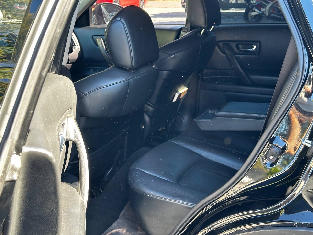 Infiniti FX - фото 12