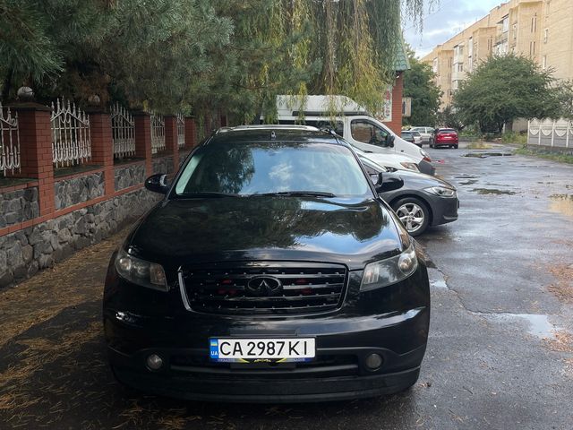 Infiniti FX - фото 2