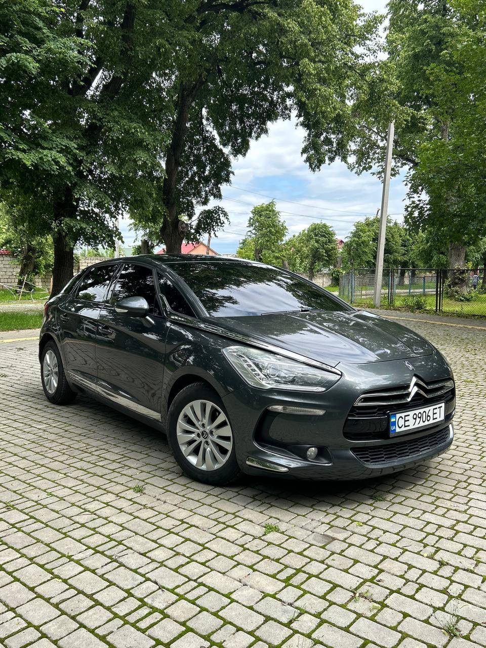 Citroen DS5 - фото 1