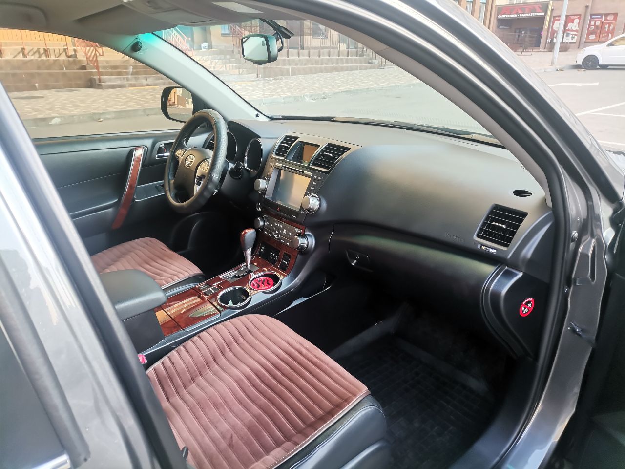 Toyota Highlander - фото 13