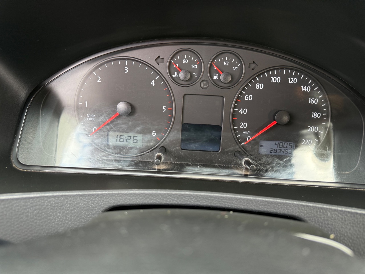 Volkswagen Transporter - фото 25