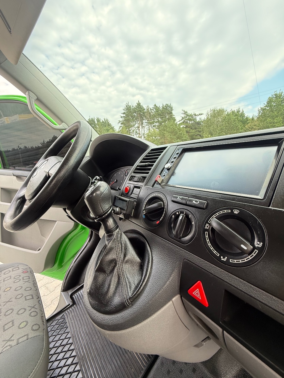 Volkswagen Transporter - фото 20