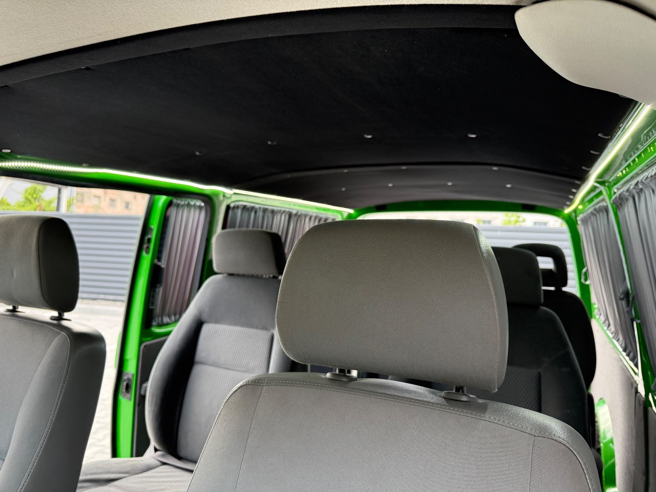 Volkswagen Transporter - фото 27