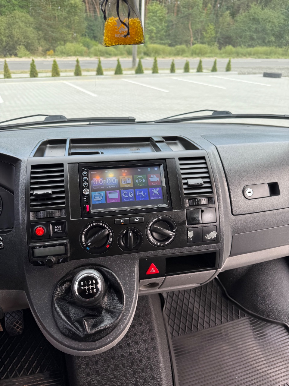 Volkswagen Transporter - фото 39