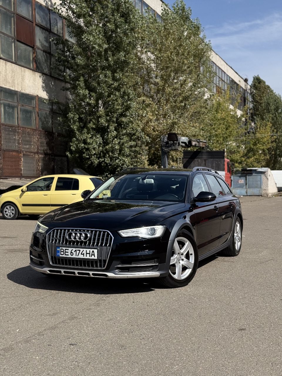 Audi A6 allroad - фото 1