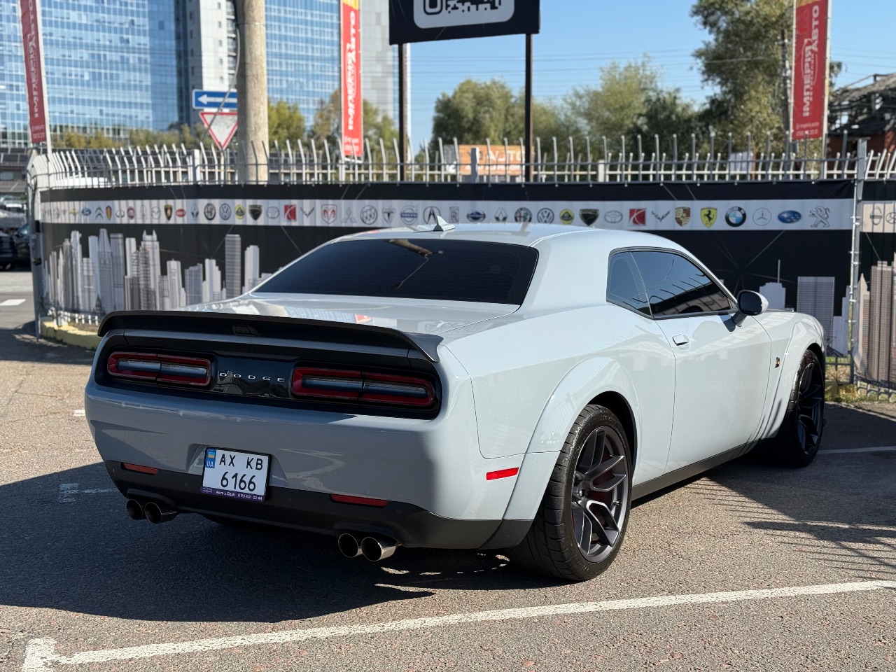 Dodge Challenger - фото 4