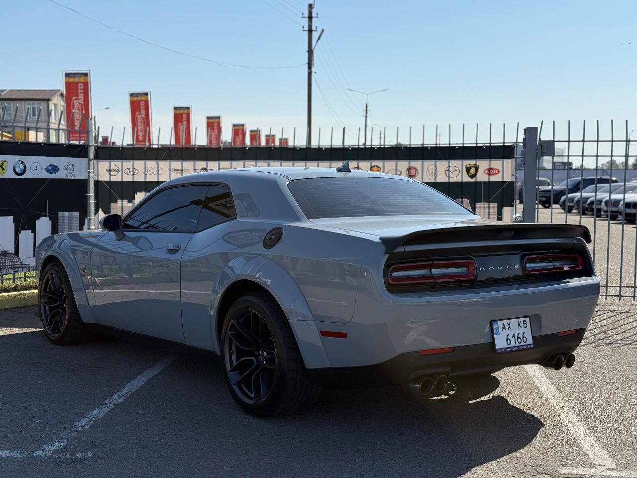 Dodge Challenger - фото 5