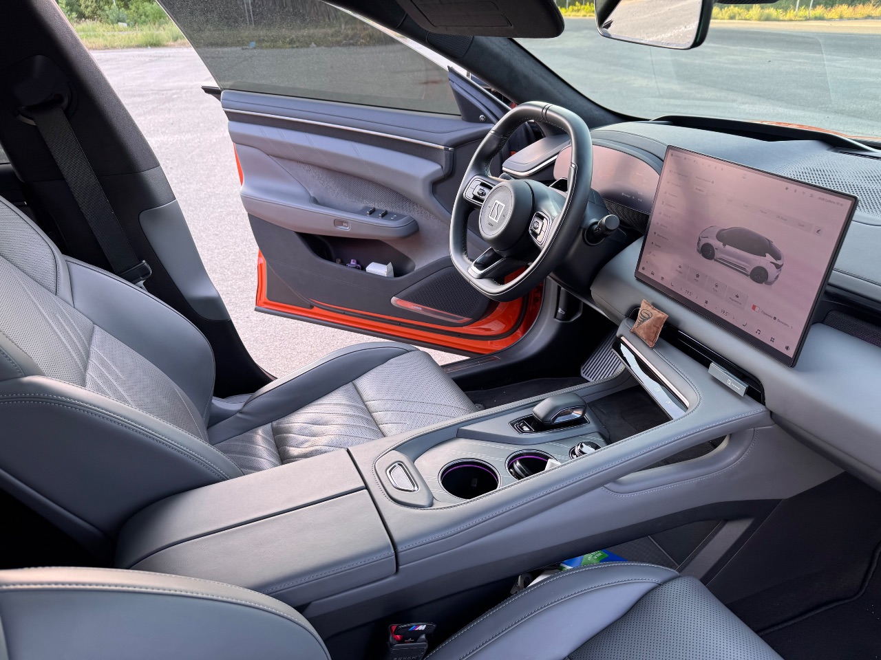 Zeekr 001 - фото 27