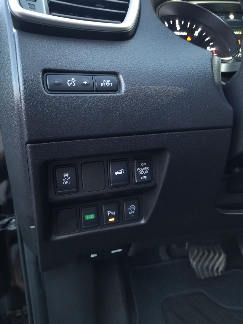 Nissan X-Trail - фото 27