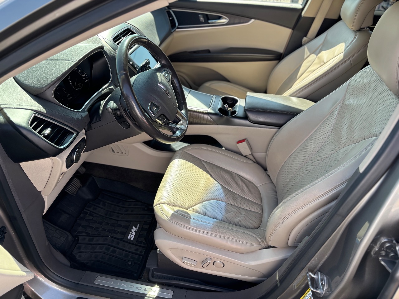 Lincoln MKX - фото 8