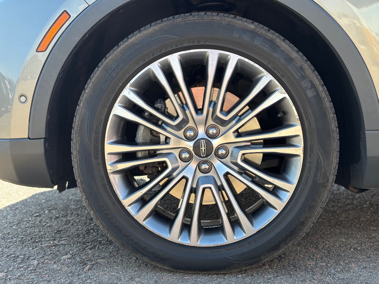 Lincoln MKX - фото 4