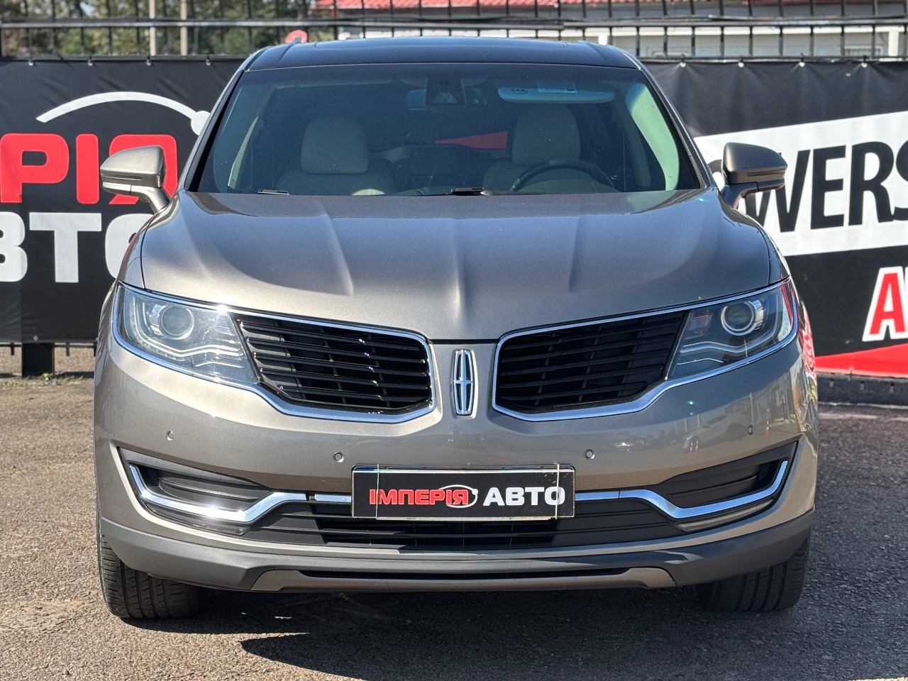 Lincoln MKX - фото 2