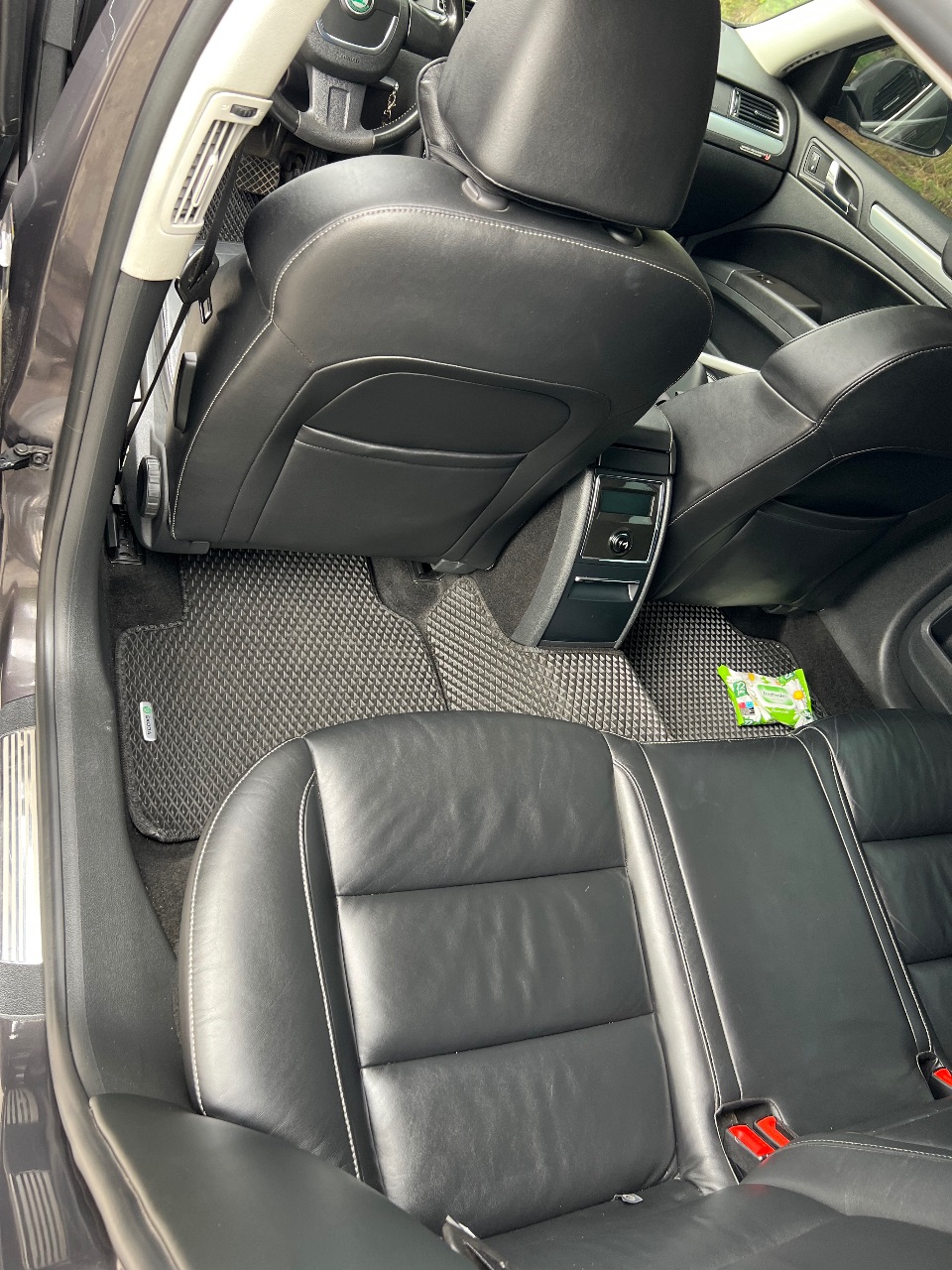 Skoda Superb - фото 13