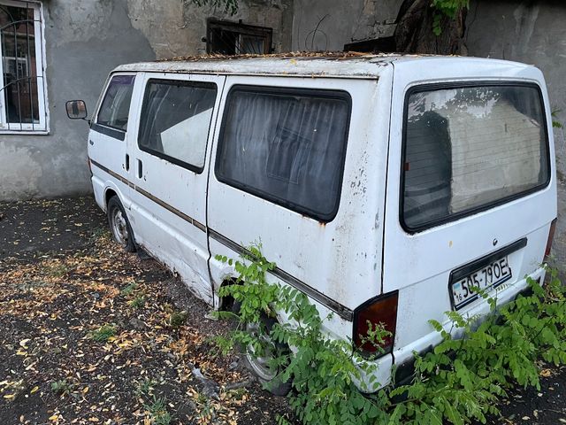 Mazda Bongo - фото 3