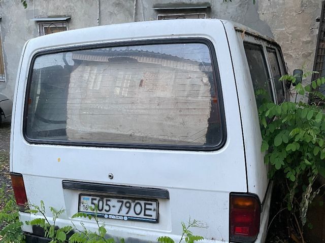 Mazda Bongo - фото 4