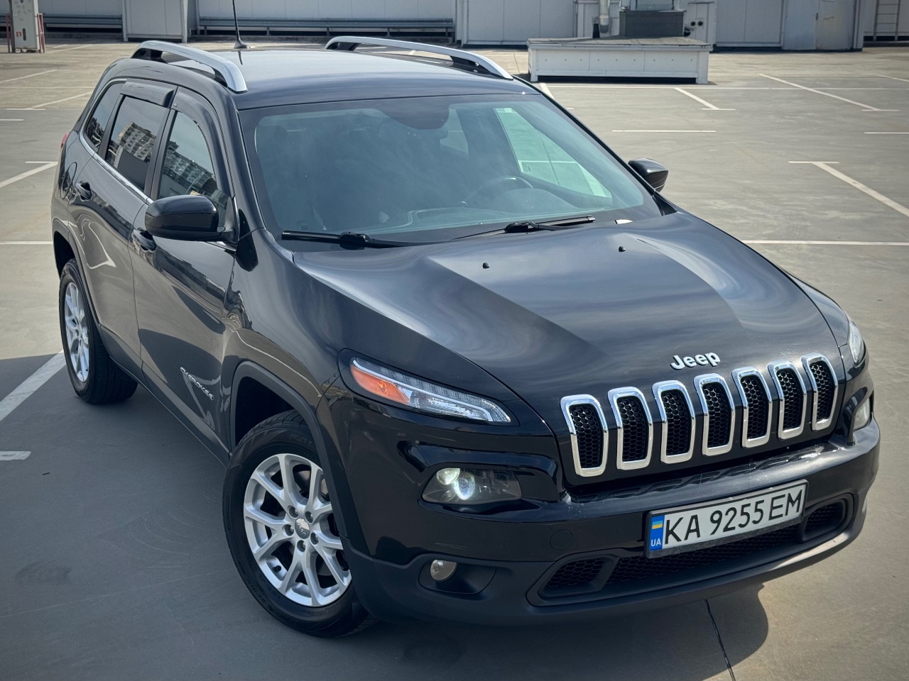 Jeep Cherokee - фото 6
