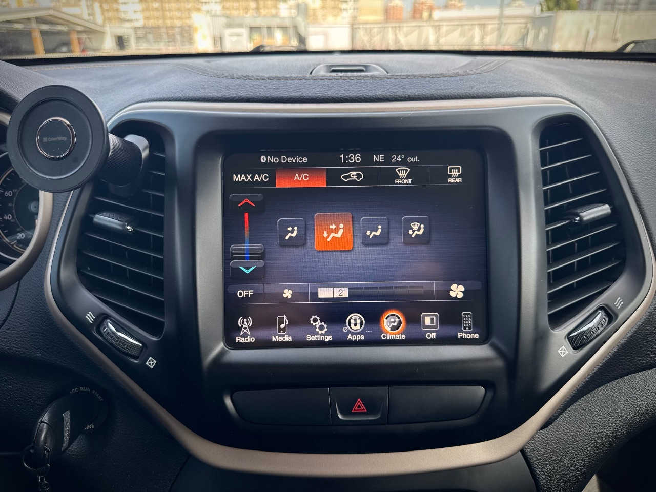 Jeep Cherokee - фото 38