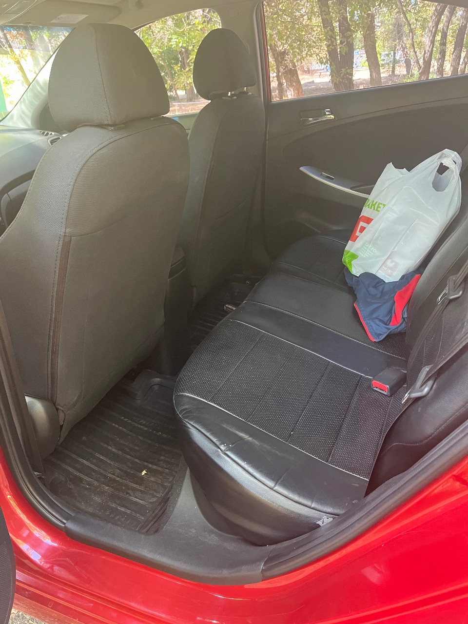 Hyundai Accent - фото 6