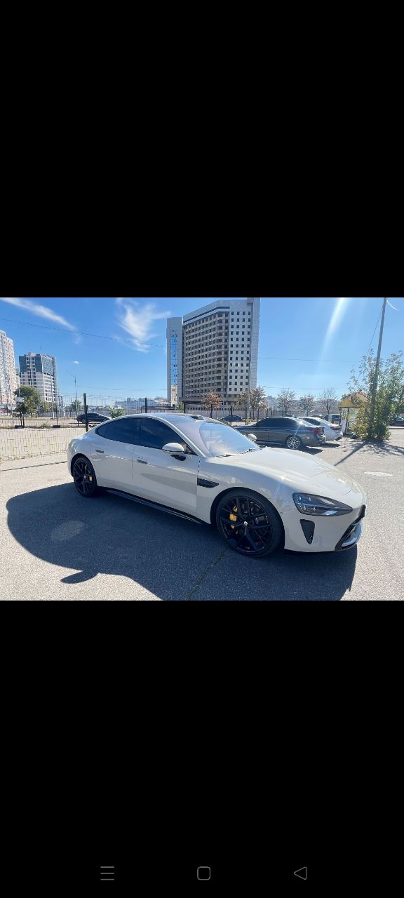 Xiaomi SU7 - фото 14