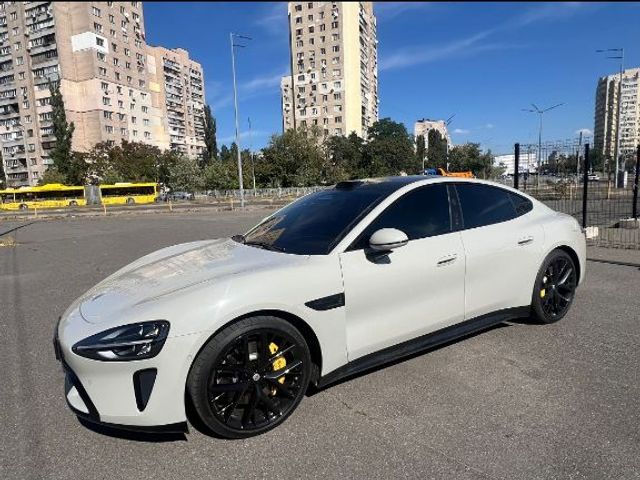 Xiaomi SU7 - фото 2