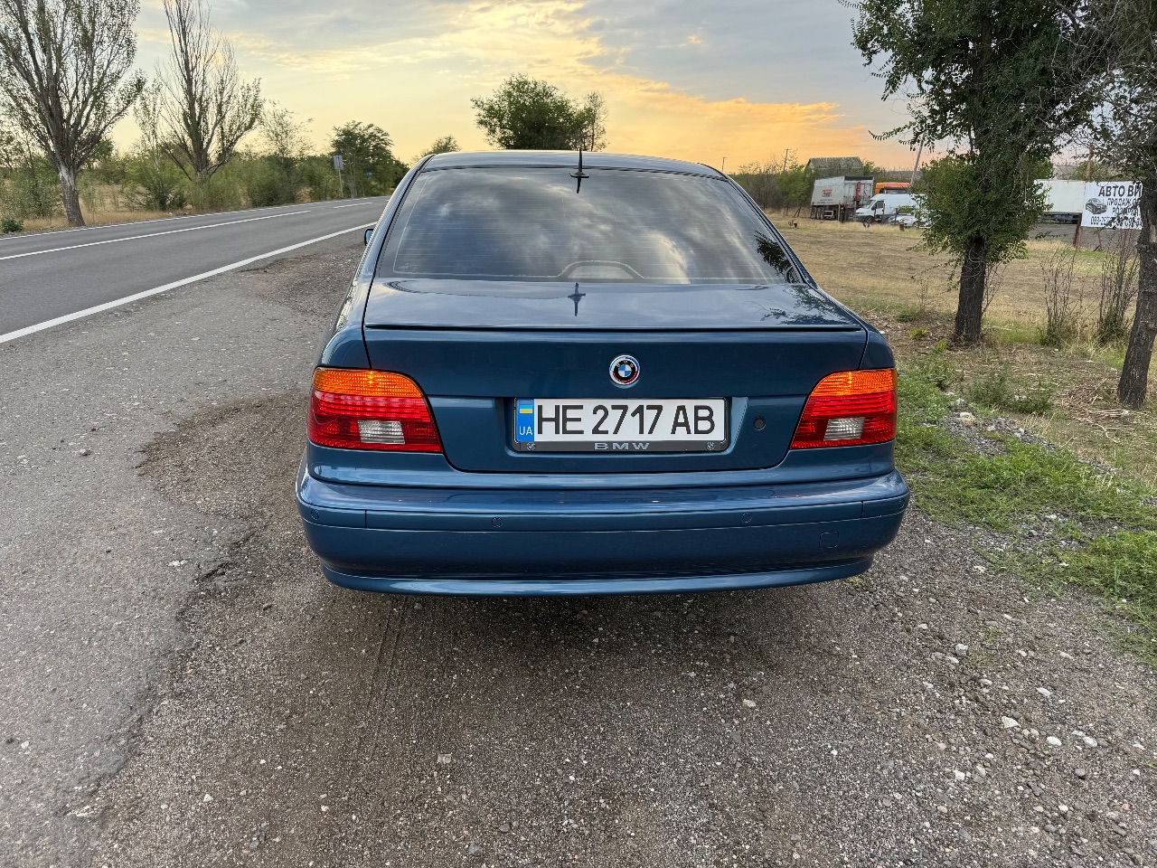 BMW 5 серії - фото 3