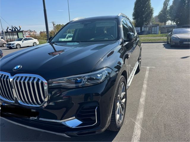 BMW X7 - зображення 1