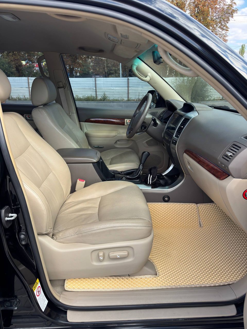 Toyota Land Cruiser Prado - фото 14