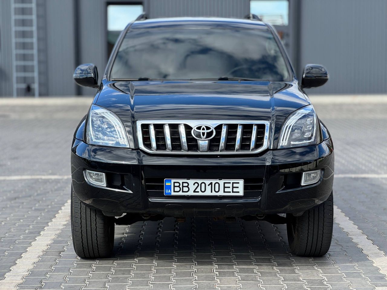 Toyota Land Cruiser Prado - фото 2