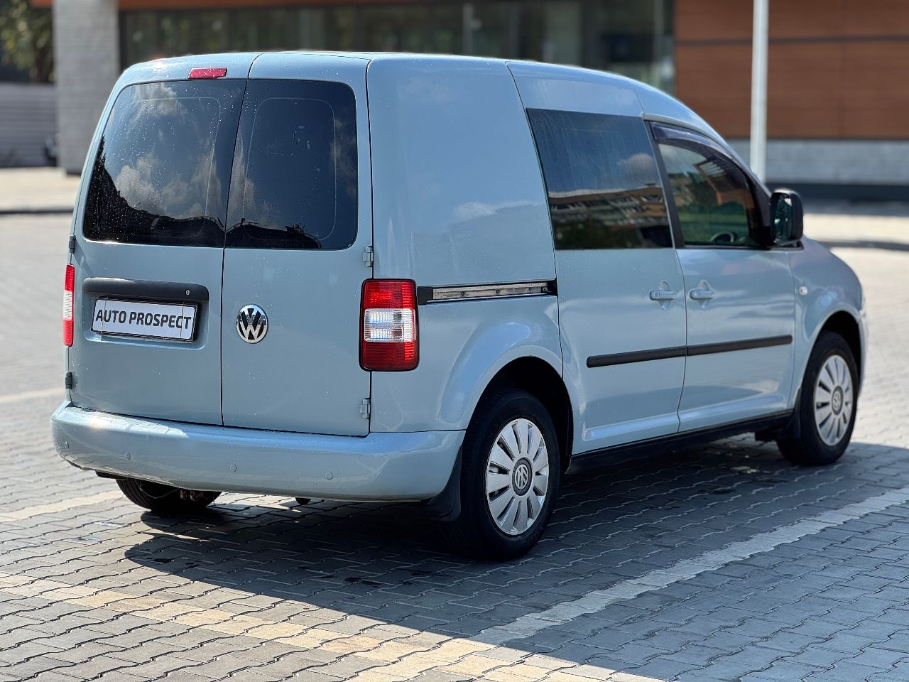 Volkswagen Caddy - фото 5