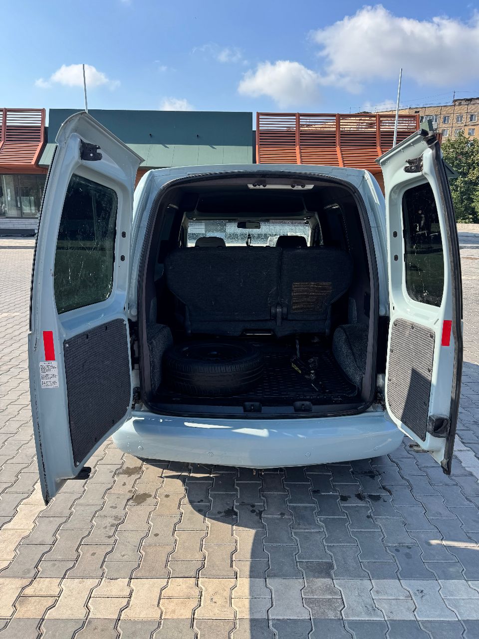 Volkswagen Caddy - фото 10