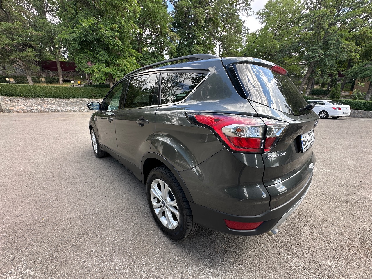 Ford Escape - фото 13