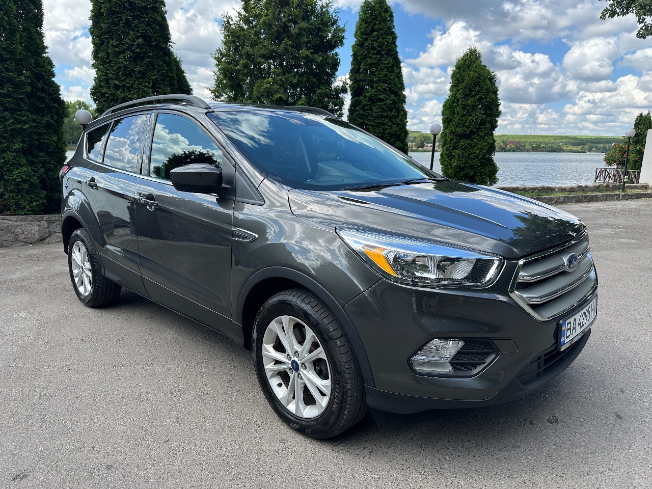 Ford Escape - фото 15