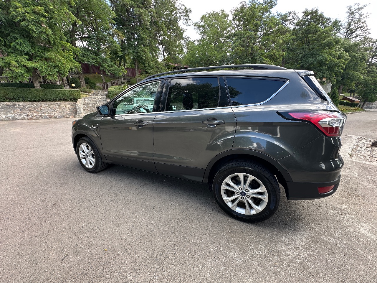 Ford Escape - фото 17