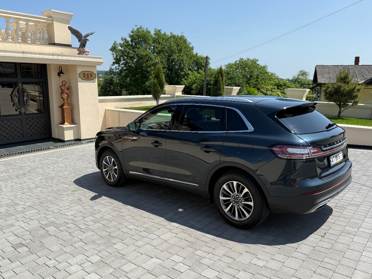 Lincoln Nautilus - фото 25