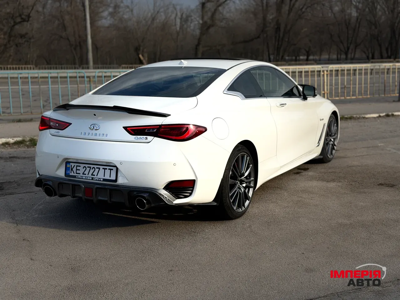 Infiniti Q60 - фото 2