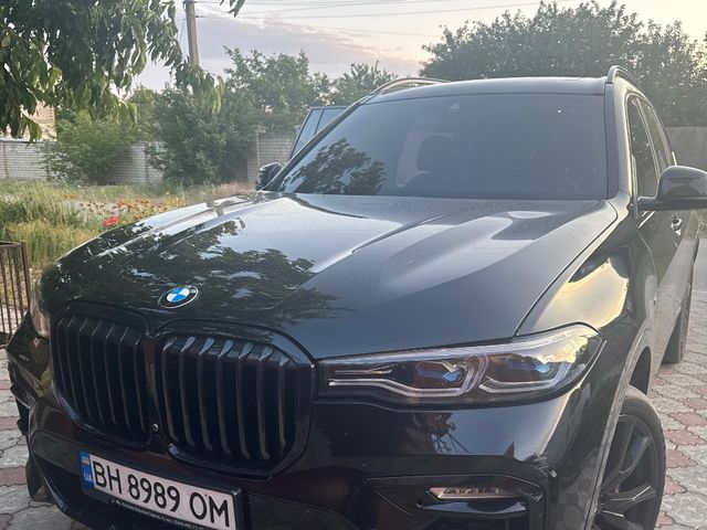 BMW X7 - зображення 1