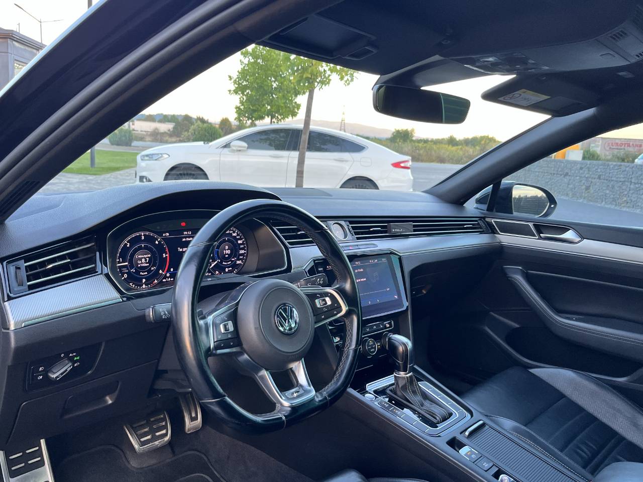 Volkswagen Passat - фото 29