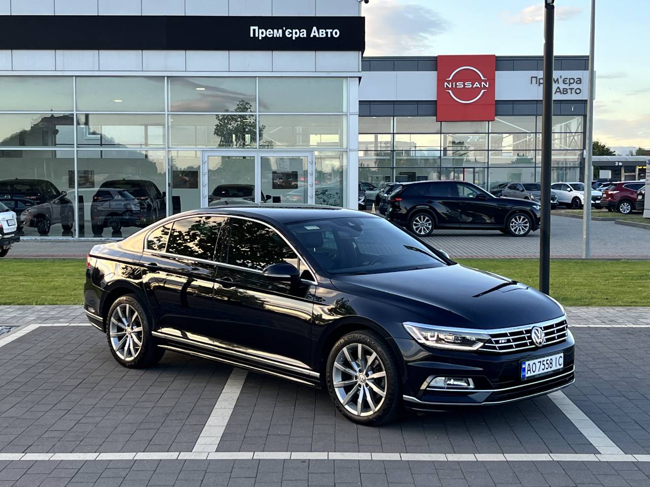 Volkswagen Passat - фото 9