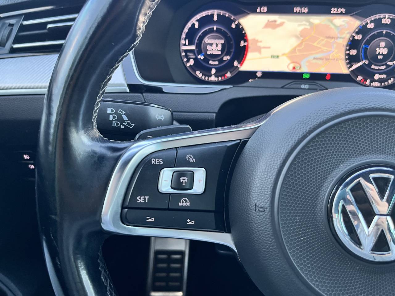 Volkswagen Passat - фото 31